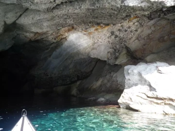 Milos - grotte