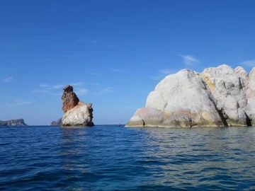 Milos - Akoudes