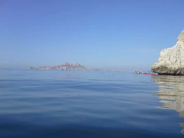 L'ile de Riou au loin