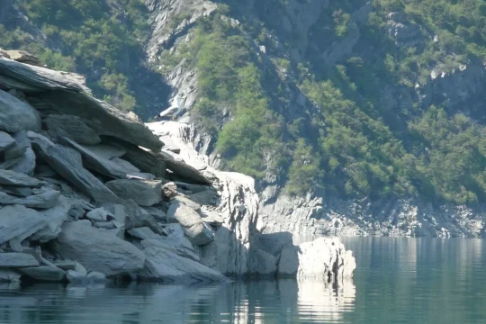 Lac de Serre-Ponçon, Hautes-Alpes
